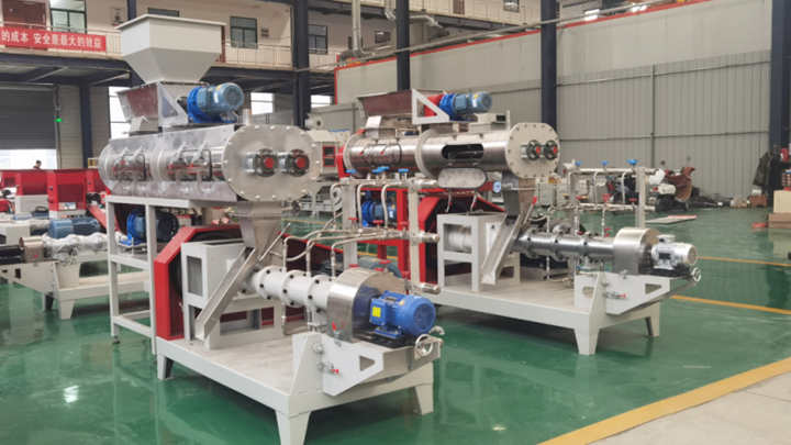 Crappie fish feed extruders motor-type in India